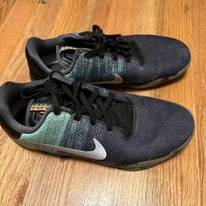 Nike Kobe camo sneakers 7Y